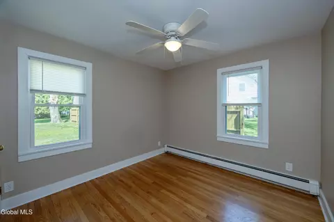 Bedroom - 2 Arden Rd, Schenectady, NY 12302 photo 4 of 12