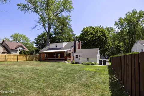 Exterior - 2 Arden Rd, Schenectady, NY 12302 photo 4 of 7