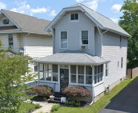 20 Forest Ave, Albany, NY 12208