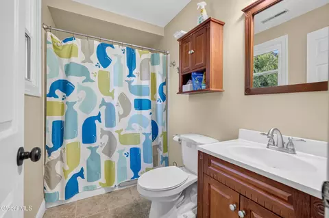 Bath - 35 Hillcrest Ave, Schenectady, NY 12309 photo 1 of 3