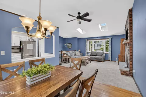 Dining - 35 Hillcrest Ave, Schenectady, NY 12309 photo 1 of 3