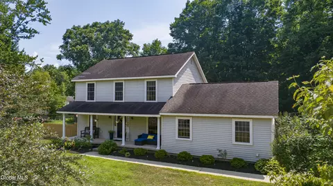 1005 E River Dr, Lake Luzerne, NY 12846