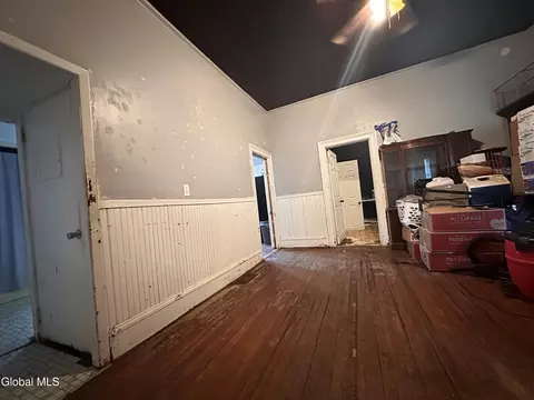 Entry Way - 565 Nott St, Schenectady, NY 12308 photo 1 of 1