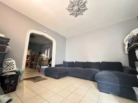 Living - 565 Nott St, Schenectady, NY 12308 photo 1 of 1
