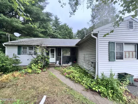 55 Merrit Road Rd, Moreau, NY 12803