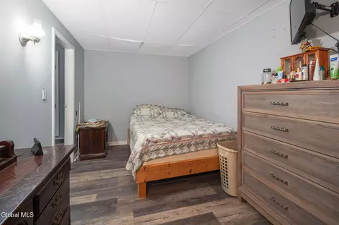 Bedroom - 1002 Strong St, Schenectady, NY 12307 photo 1 of 1