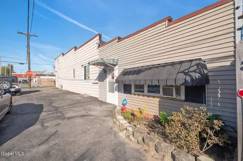 Exterior - 1002 Strong St, Schenectady, NY 12307 photo 1 of 5