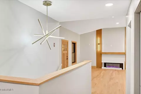 Entry Way - 49 Tabor Rd, Mechanicville, NY 12118 photo 4 of 5