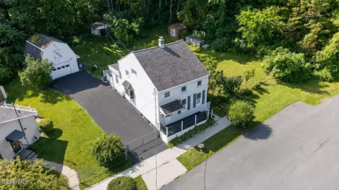 4 Cherry Hill St, Albany, NY 12202