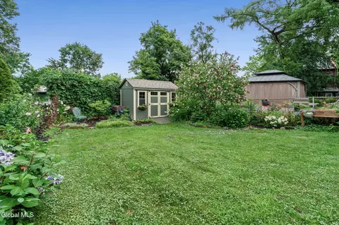 Exterior - 33 Front St, Schenectady, NY 12305 photo 8 of 9