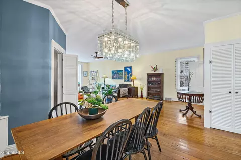 Dining - 33 Front St, Schenectady, NY 12305 photo 1 of 2