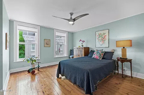 Bedroom - 33 Front St, Schenectady, NY 12305 photo 1 of 9