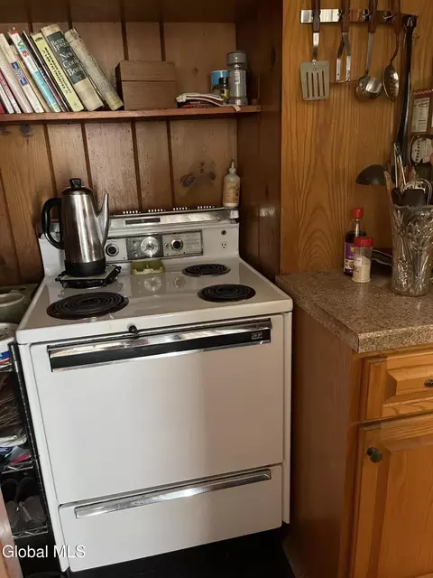 Kitchen - 825 Dean St, Schenectady, NY 12309 photo 5 of 7