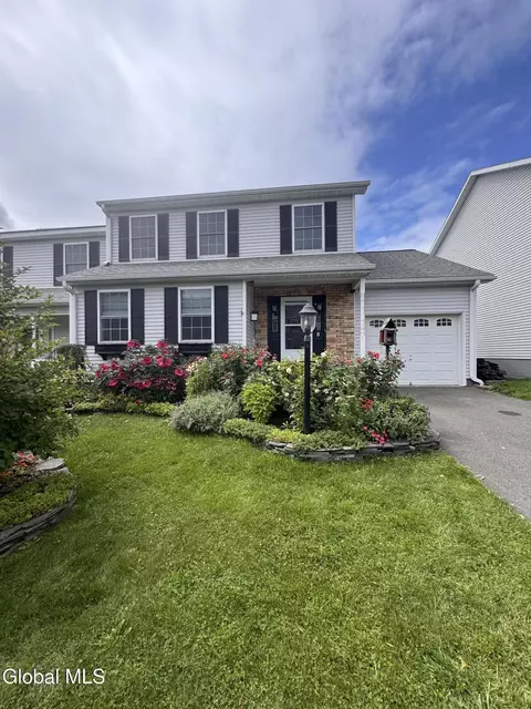 9 Van Winkle Rd #9, Hudson, NY 12534