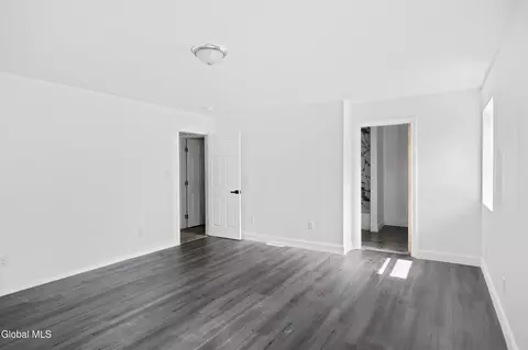 Bedroom - 730 Bailey St, Schenectady, NY 12303 photo 1 of 7
