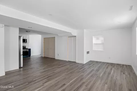 Living - 730 Bailey St, Schenectady, NY 12303 photo 1 of 2