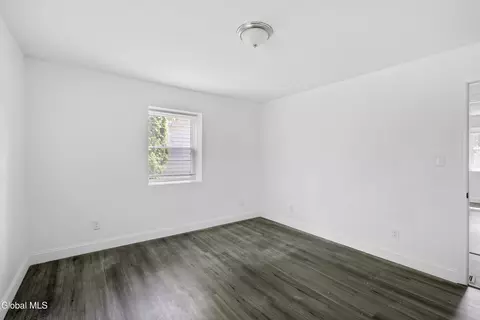 Bedroom - 730 Bailey St, Schenectady, NY 12303 photo 5 of 7