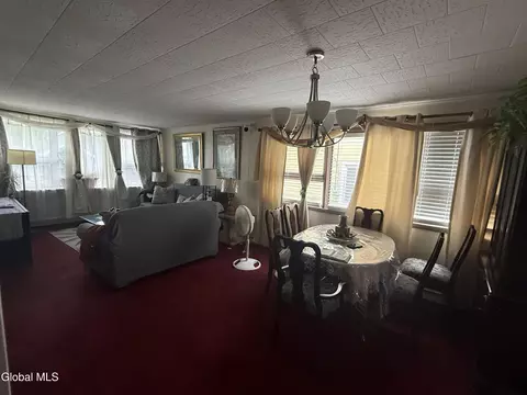 Dining - 215 Elder St, Schenectady, NY 12304 photo 1 of 1