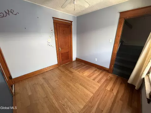 Bedroom - 1162 Forest Rd, Schenectady, NY 12303 photo 4 of 6
