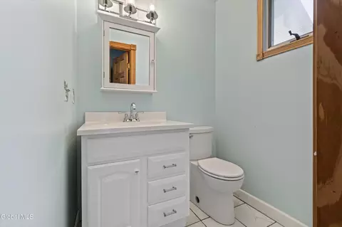 Bath - 1452 Garner Ave, Schenectady, NY 12309 photo 3 of 3