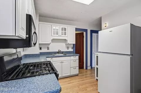 Kitchen - 1452 Garner Ave, Schenectady, NY 12309 photo 4 of 4