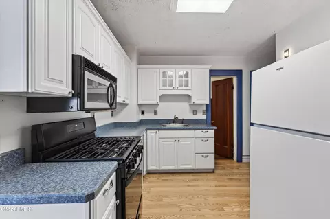 Kitchen - 1452 Garner Ave, Schenectady, NY 12309 photo 1 of 4