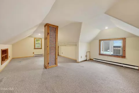 Bedroom - 1452 Garner Ave, Schenectady, NY 12309 photo 5 of 7