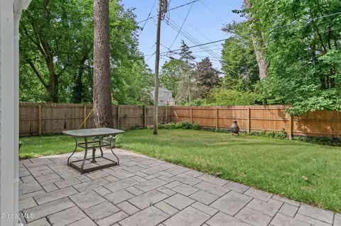Exterior - 5 Woodridge Rd, Delmar, NY 12054 photo 5 of 8
