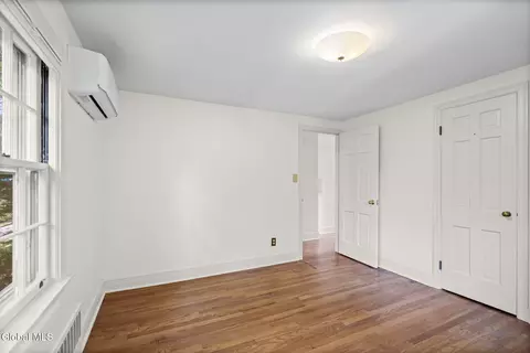 Bedroom - 5 Woodridge Rd, Delmar, NY 12054 photo 10 of 14