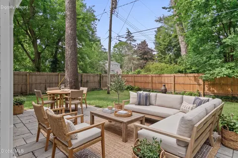 Exterior - 5 Woodridge Rd, Delmar, NY 12054 photo 4 of 8