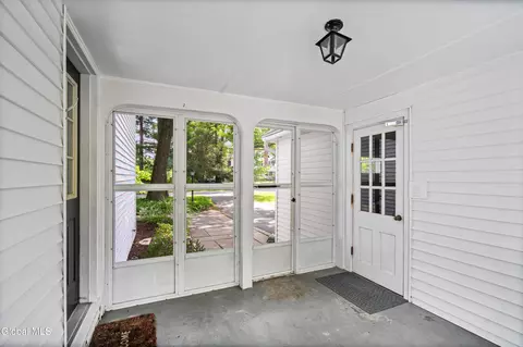 Exterior - 5 Woodridge Rd, Delmar, NY 12054 photo 2 of 8