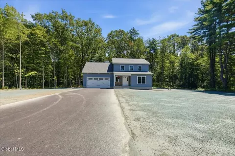 61 Jones Rd, Saratoga Springs, NY 12866