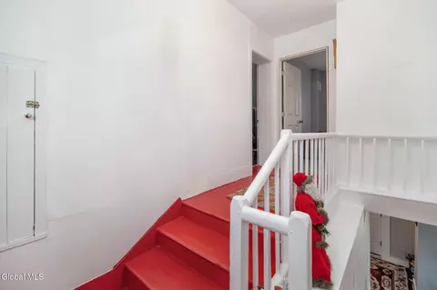 Entry Way - 118 Freeds Rd, Howes Cave, NY 12092 photo 5 of 5