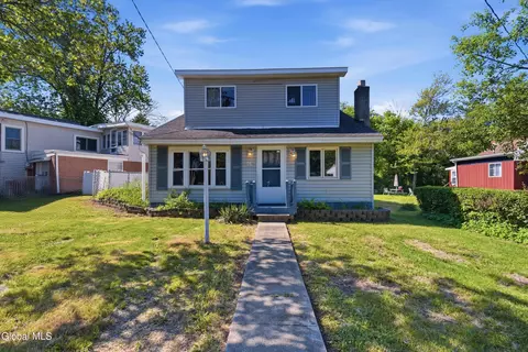 103 Pershing Ave, Wynantskill, NY 12198