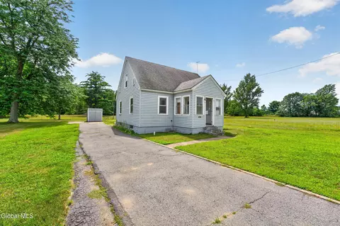 414 Reynolds Rd, Fort Edward, NY 12828