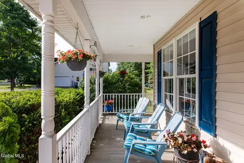 12 Berkshire Dr, Ballston Spa, NY 12020