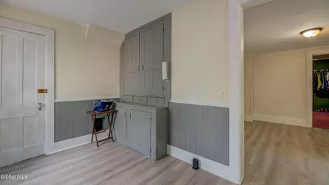 Entry Way - 11 E State St, Johnstown, NY 12095 photo 6 of 8