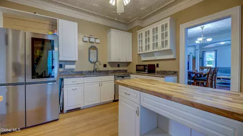 Kitchen - 11 E State St, Johnstown, NY 12095 photo 3 of 4