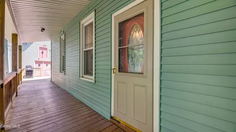 Exterior - 11 E State St, Johnstown, NY 12095 photo 5 of 8