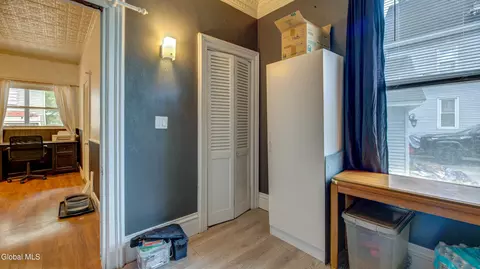 Entry Way - 11 E State St, Johnstown, NY 12095 photo 4 of 8