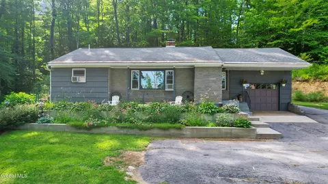 1333 Ridge Rd, Queensbury, NY 12804
