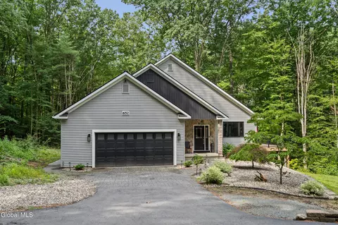 652 Bruno Rd, Clifton Park, NY 12065