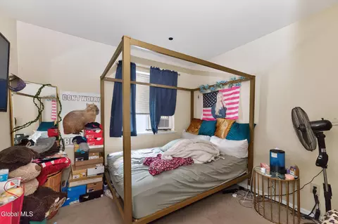 Bedroom - 17 Berwyn St, Schenectady, NY 12304 photo 1 of 7