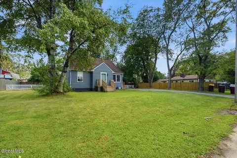 2 Dorrer Ave, South Glens Falls, NY 12803