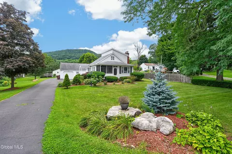 2031 Delaware Tpke, Clarksville, NY 12041