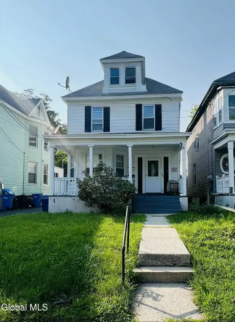 92 N Allen St, Albany, NY 12203