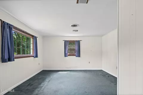 Bedroom - 12 Lancaster Dr, Glenville, NY 12302 photo 1 of 10