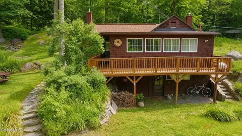 5154 Us 9, Chestertown, NY 12817