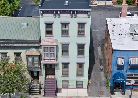 277 Lark St, Albany, NY 12210