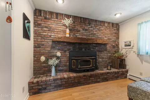 Other - 1009 Cheyenne Rd, Glenville, NY 12302 photo 1 of 4